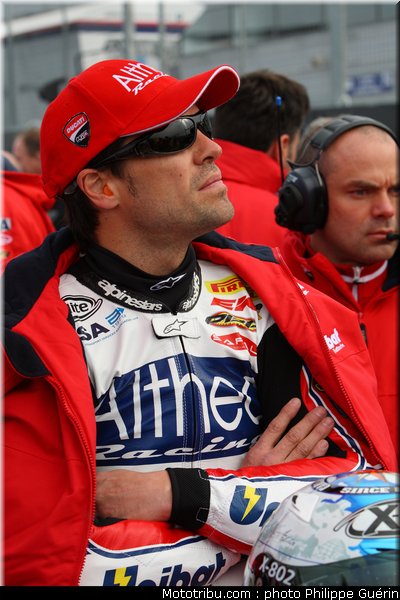 sbk_checa_13_angleterre_donington_2011