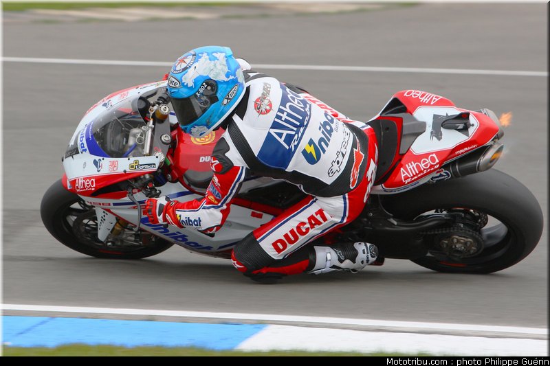sbk_checa_20_angleterre_donington_2011