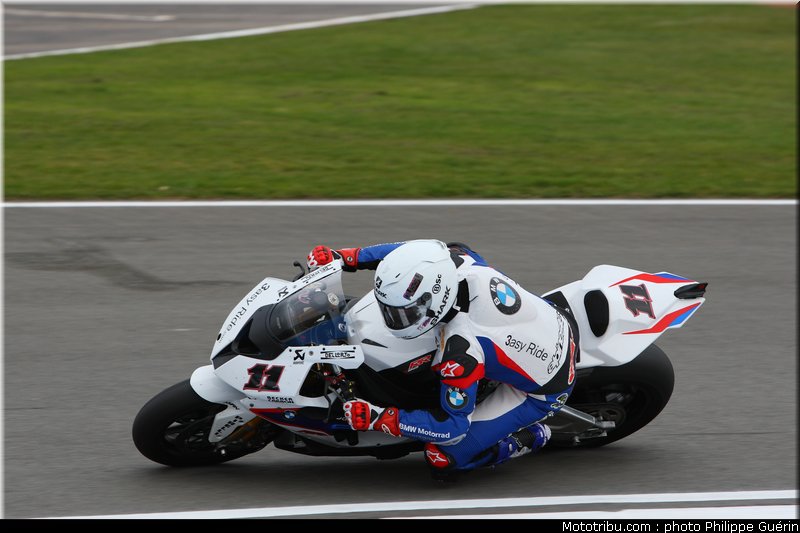 sbk_corser_01_angleterre_donington_2011