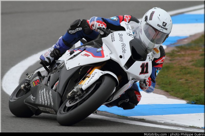 sbk_corser_11_angleterre_donington_2011