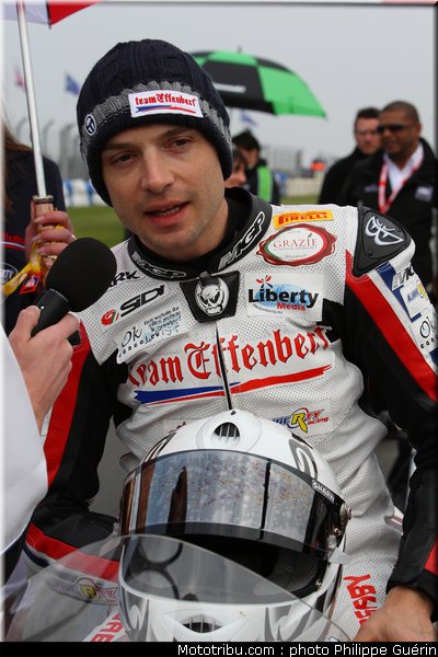 sbk_guintoli_10_angleterre_donington_2011