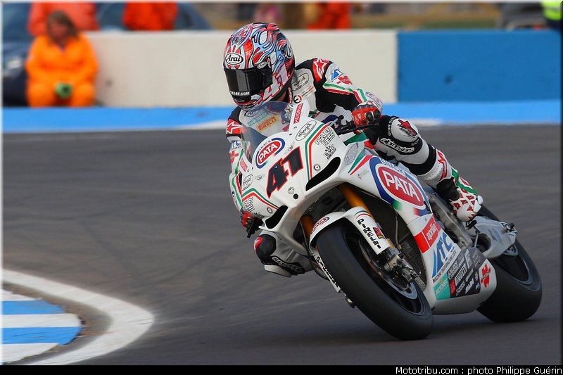 sbk_haga_01_angleterre_donington_2011