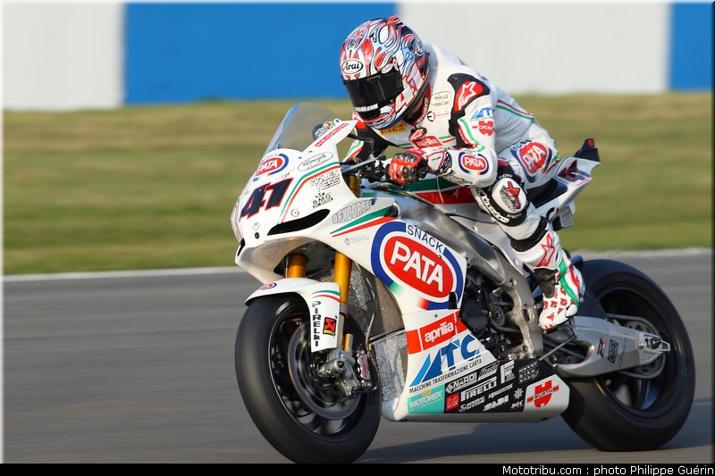 sbk_haga_02_angleterre_donington_2011