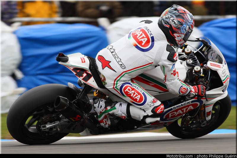 sbk_haga_05_angleterre_donington_2011