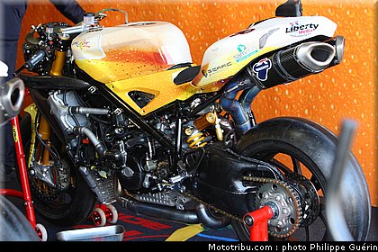 sbk_060_angleterre_donington_2011.JPG