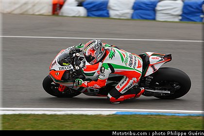 sbk_biaggi_15_angleterre_donington_2011.JPG