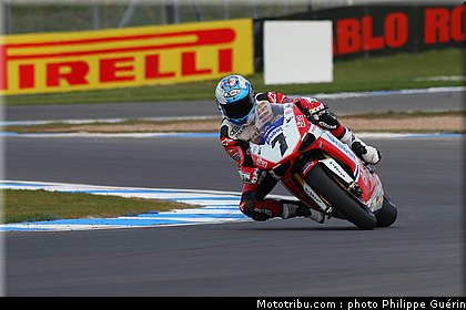 sbk_checa_02_angleterre_donington_2011.JPG
