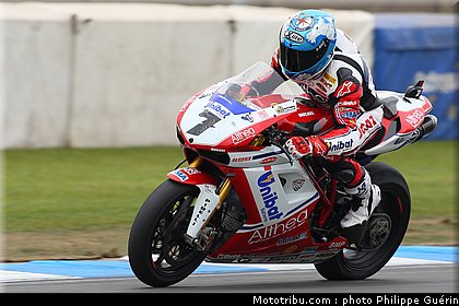 sbk_checa_18_angleterre_donington_2011.JPG