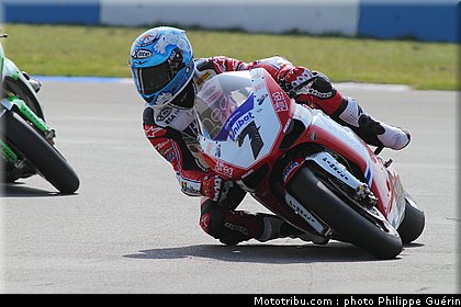 sbk_checa_21_angleterre_donington_2011.JPG