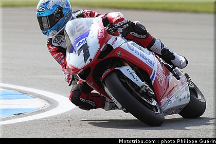 sbk_checa_22_angleterre_donington_2011.JPG