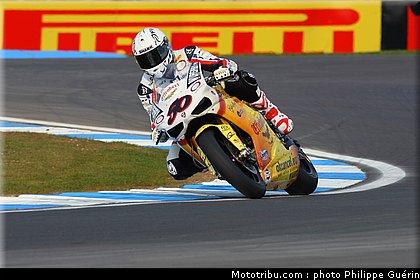 sbk_guintoli_01_angleterre_donington_2011.JPG
