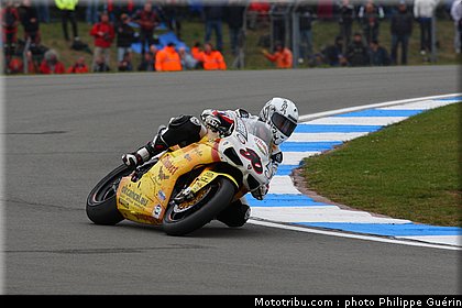 sbk_guintoli_18_angleterre_donington_2011.JPG