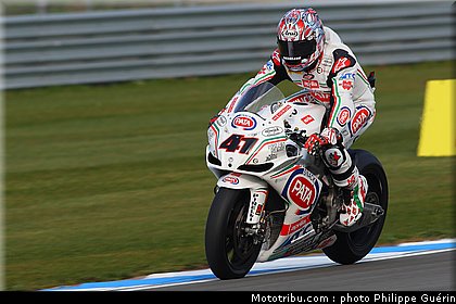 sbk_haga_03_angleterre_donington_2011.JPG
