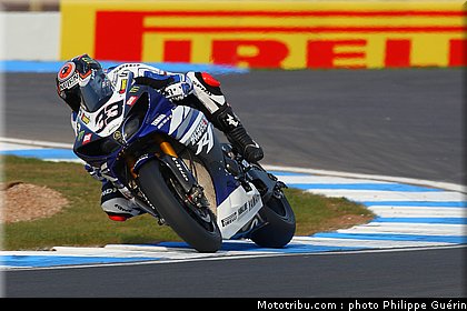 sbk_melandri_03_angleterre_donington_2011.JPG