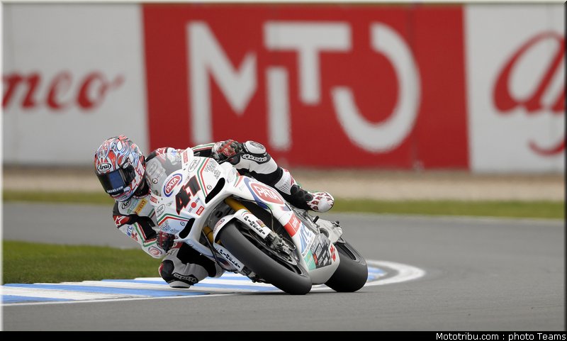 sbk_haga_09_angleterre_donington_2011
