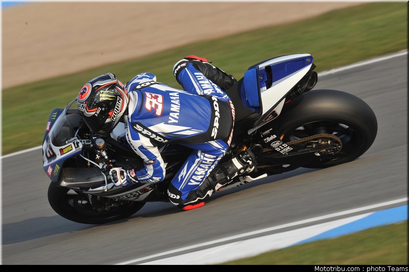 sbk_melandri_02_angleterre_donington_2011