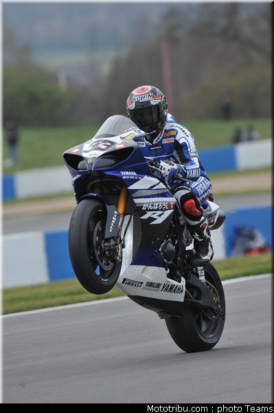 sbk_melandri_10_angleterre_donington_2011