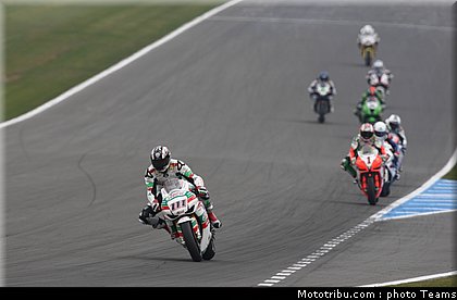 sbk_005_angleterre_donington_2011.jpg