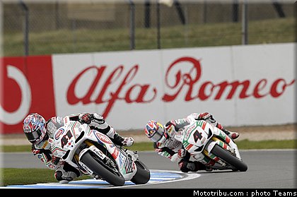 sbk_007_angleterre_donington_2011.jpg