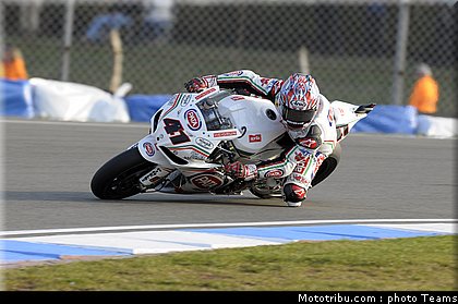 sbk_haga_05_angleterre_donington_2011.jpg