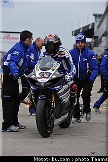 sbk_melandri_08_angleterre_donington_2011.jpg