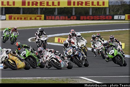 sbk_sykes_08_angleterre_donington_2011.jpg