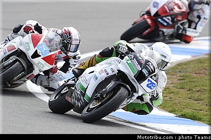 supersport_006_angleterre_donington_2011.jpg