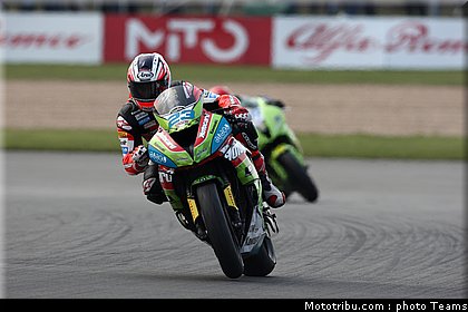 supersport_parkes_4_angleterre_donington_2011.jpg