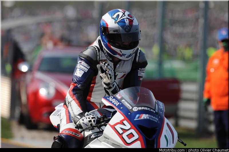 1000stk_barrier_2_paysbas_2011_assen