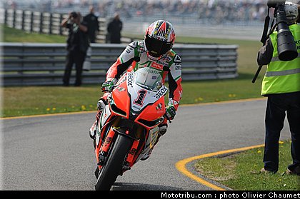 sbk_biaggi_2_paysbas_2011_assen.jpg