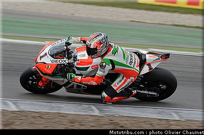 sbk_biaggi_4_paysbas_2011_assen.jpg