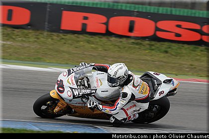 sbk_guintoli_3_paysbas_2011_assen.jpg
