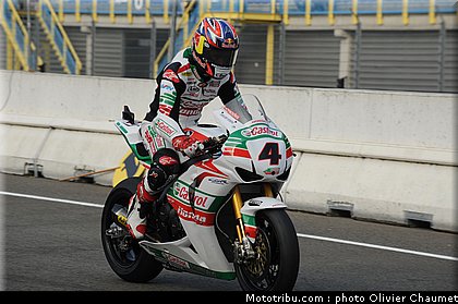 sbk_rea_2_paysbas_2011_assen.jpg