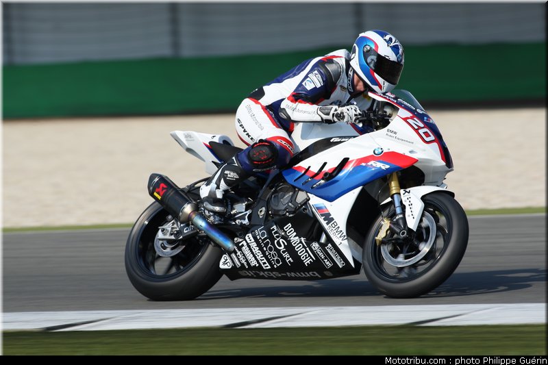 1000stk_barrier_1_paysbas_2011_assen