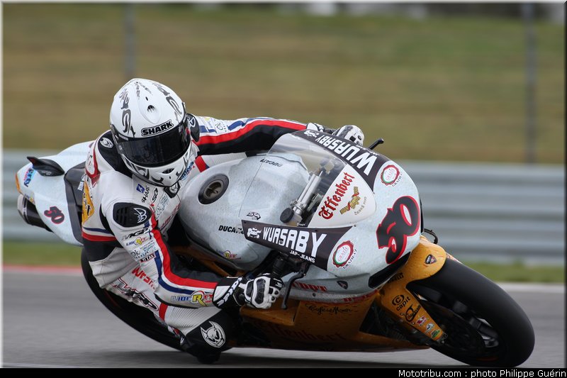 sbk_guintoli_02_paysbas_2011_assen