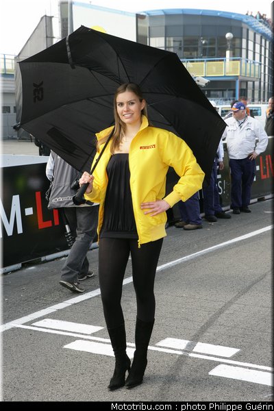 sbk_pitbabes_08_paysbas_2011_assen