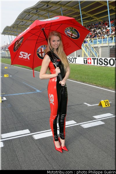 sbk_pitbabes_11_paysbas_2011_assen
