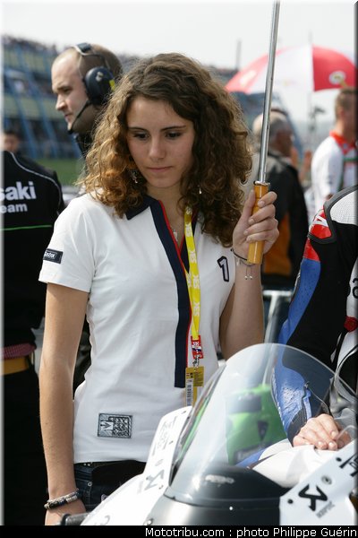 sbk_pitbabes_27_paysbas_2011_assen