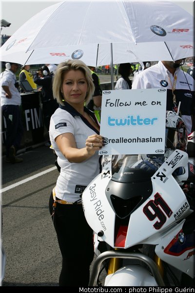 sbk_pitbabes_28_paysbas_2011_assen