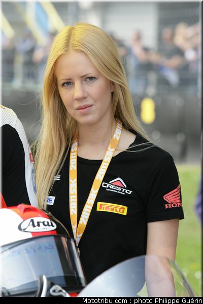 sbk_pitbabes_35_paysbas_2011_assen