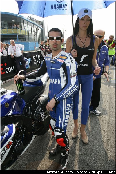 sbk_pitbabes_43_paysbas_2011_assen