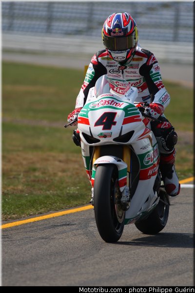 sbk_rea_12_paysbas_2011_assen