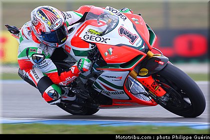 sbk_biaggi_04_paysbas_2011_assen.JPG