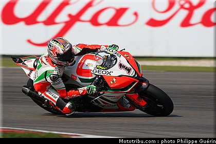 sbk_biaggi_14_paysbas_2011_assen.JPG