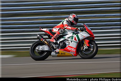 sbk_biaggi_15_paysbas_2011_assen.JPG