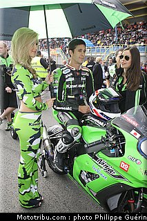 sbk_pitbabes_44_paysbas_2011_assen.JPG