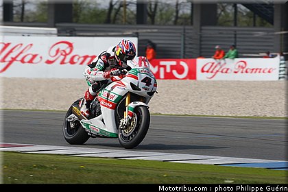 sbk_rea_06_paysbas_2011_assen.JPG