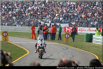 sbk_rea_07_paysbas_2011_assen.JPG