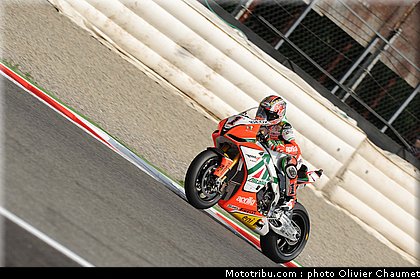 sbk_biaggi_05_italie_monza_2011.jpg