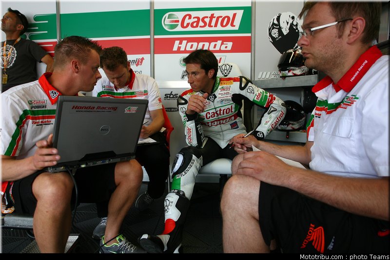 sbk_xaus_14_italie_monza_2011